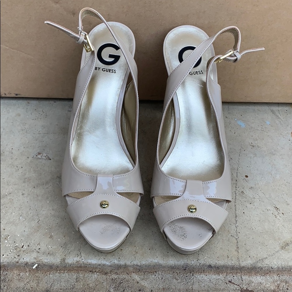Nude heel